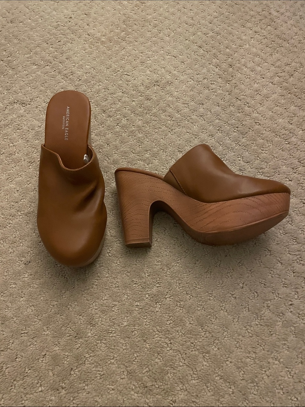 American Eagle Outfitters Tan Brown Leather Platform Clogs